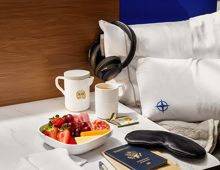 Fly with United Airlines - ユナイテッド航空